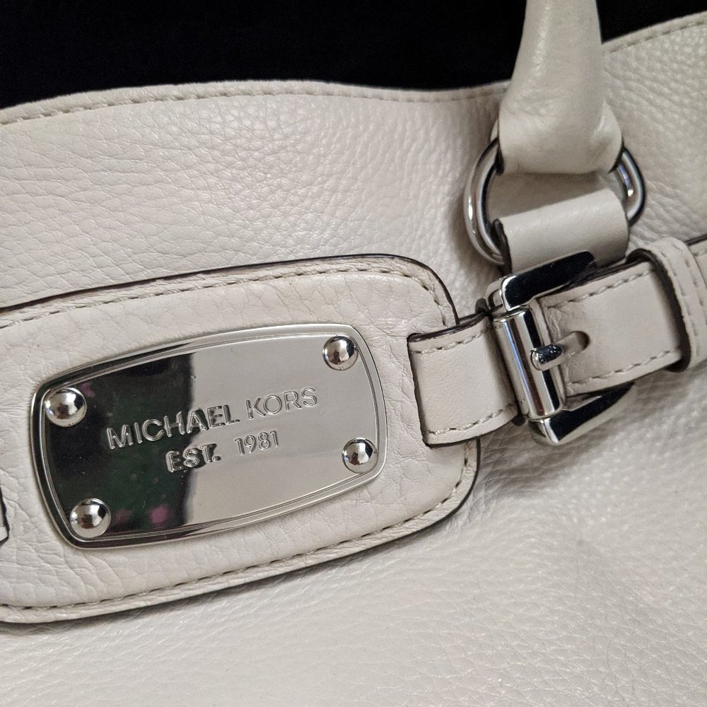 White Michael Kors bag